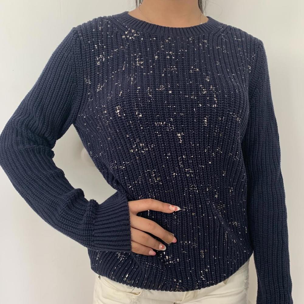 Gap Sweater Has Little Gold